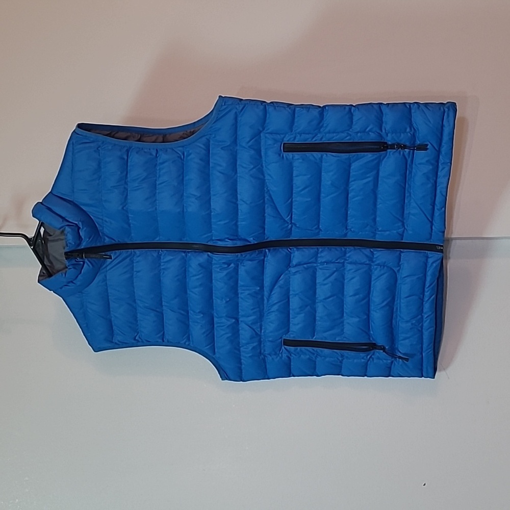 Revo Men's Packable Puffer Vest size Medium